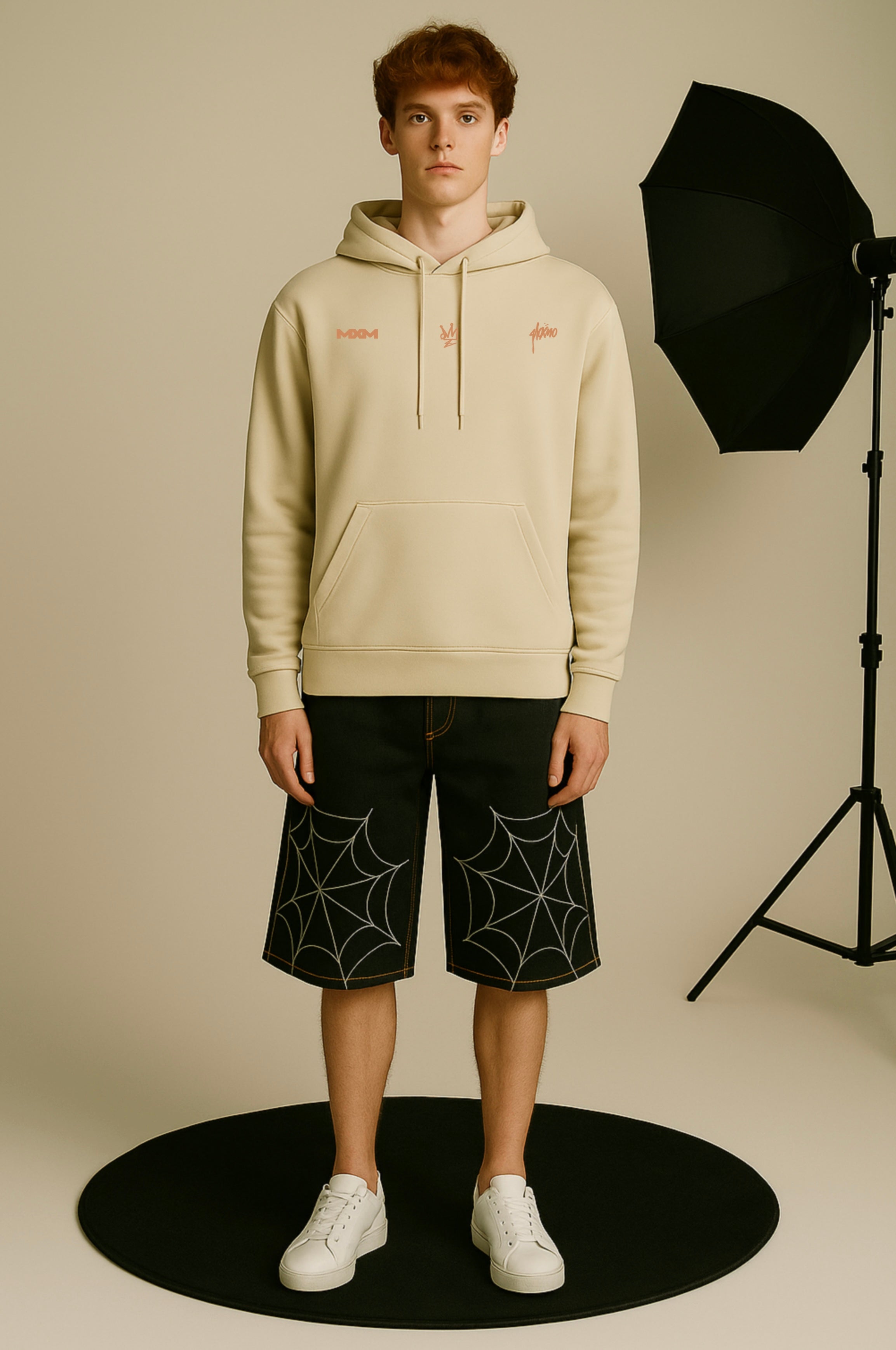 MUNDI HOODIE